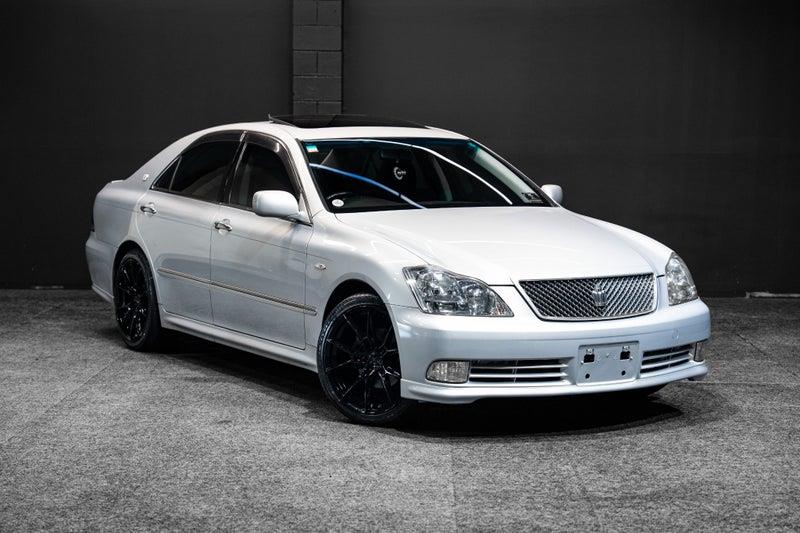 2004 Toyota Crown
