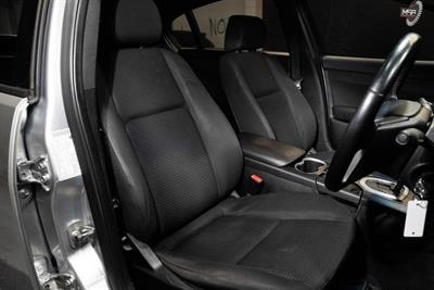 2009 Holden Commodore - Thumbnail