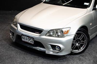 1999 Toyota Altezza - Thumbnail
