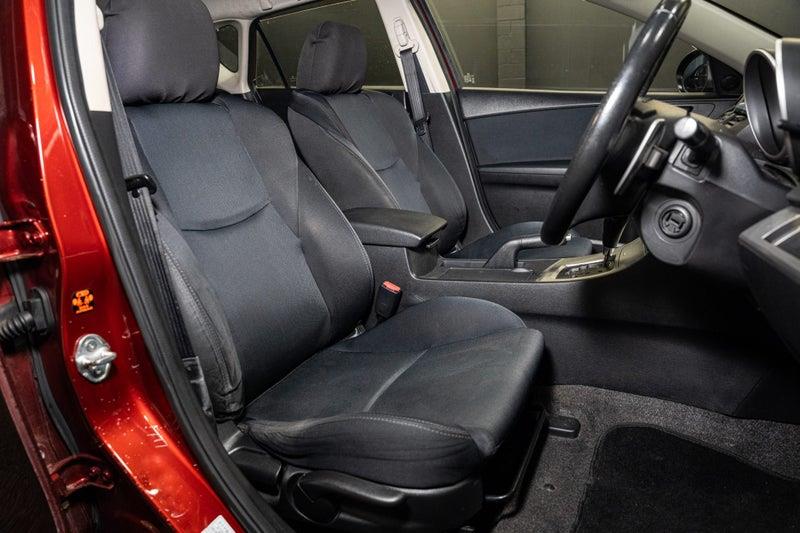2010 Mazda Axela