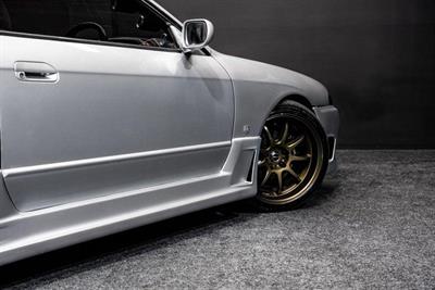 1989 Nissan Skyline - Thumbnail