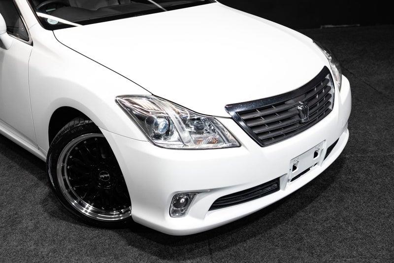 2012 Toyota Crown