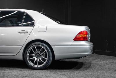 2001 Lexus LS 430 - Thumbnail