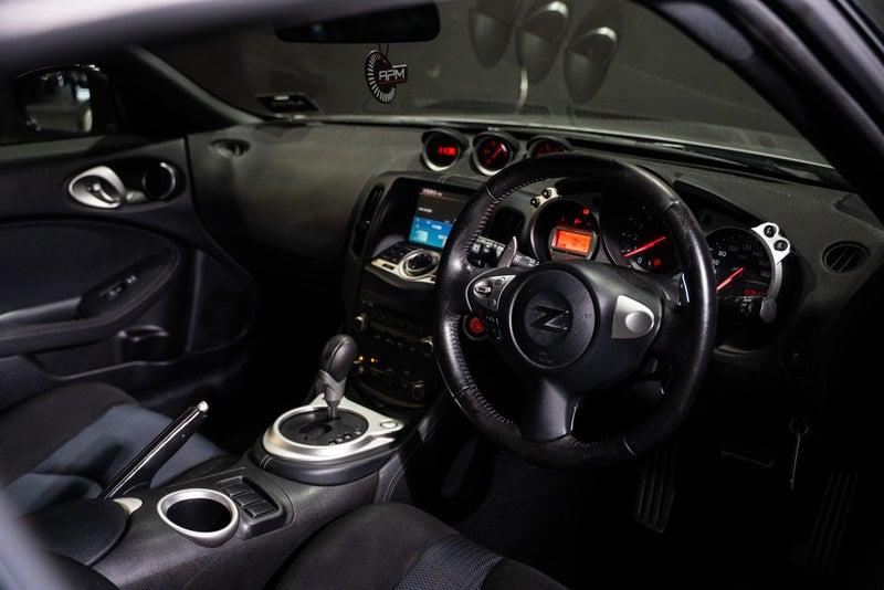 2010 Nissan Fairlady