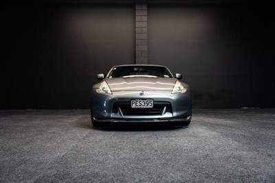 2010 Nissan Fairlady - Thumbnail