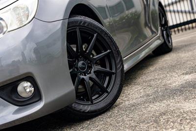 2010 Toyota MARK-X - Thumbnail