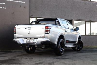 2015 Mitsubishi Triton - Thumbnail