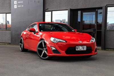 2013 Toyota 86 - Thumbnail