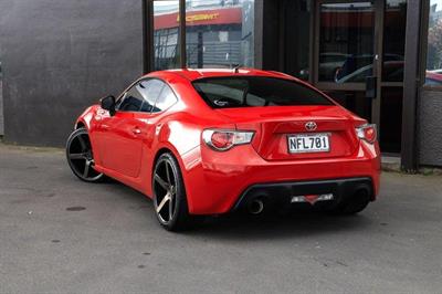 2013 Toyota 86 - Thumbnail