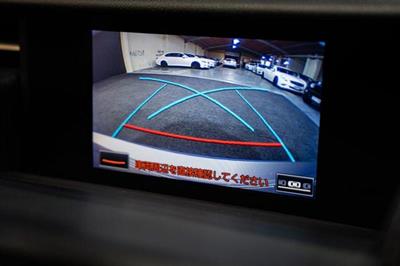 2013 Lexus IS 300h - Thumbnail