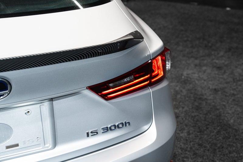 2013 Lexus IS 300h