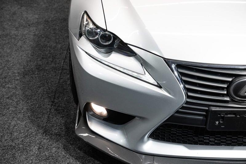 2013 Lexus IS 300h