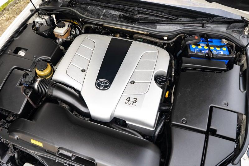 2002 Toyota Celsior