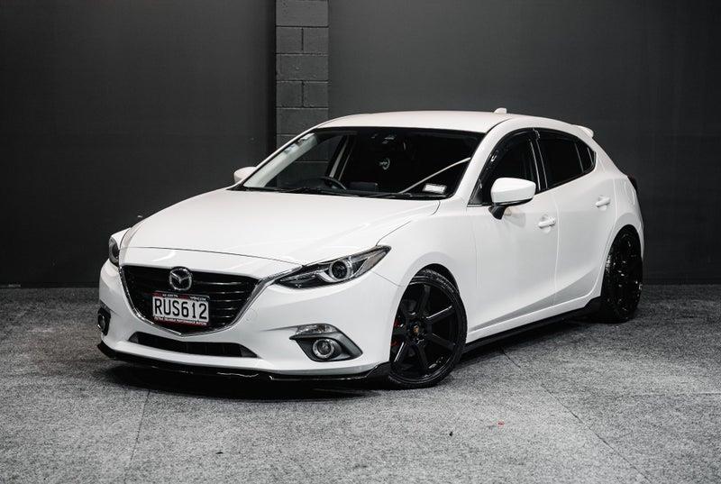 2013 Mazda Axela