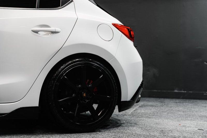 2013 Mazda Axela
