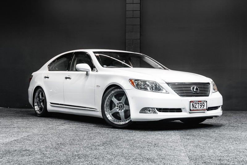 2007 Lexus LS 460