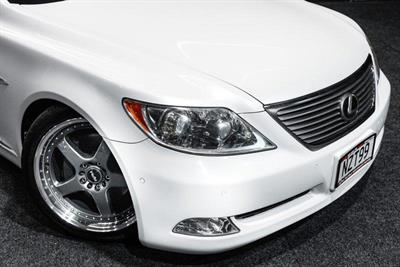 2007 Lexus LS 460 - Thumbnail