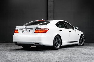 2007 Lexus LS 460 - Thumbnail