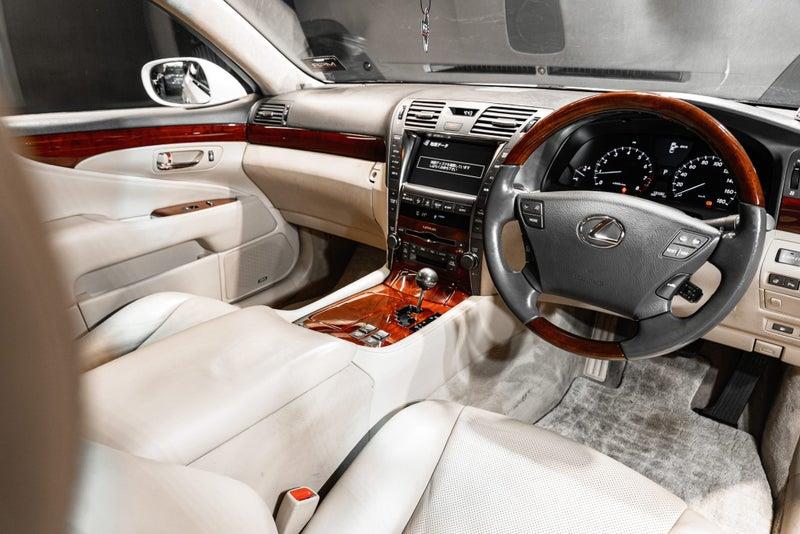 2007 Lexus LS 460
