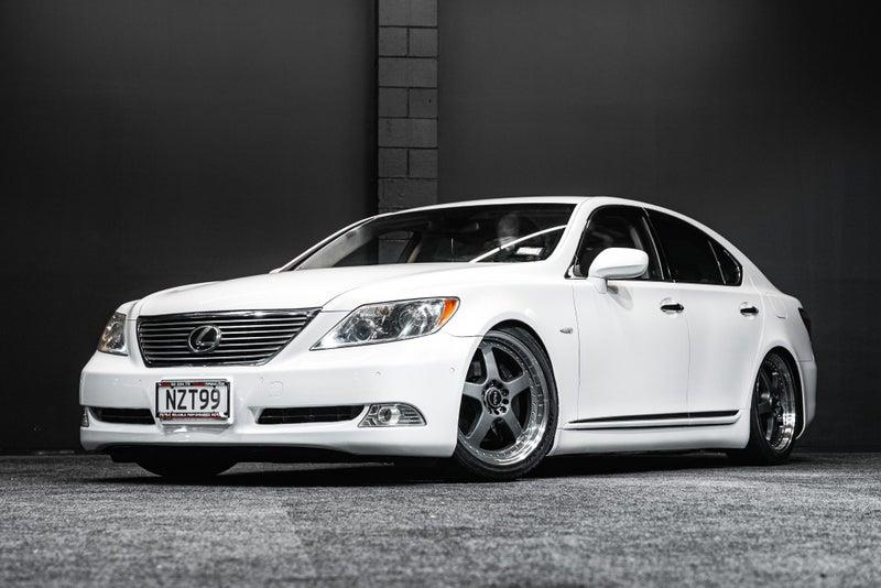 2007 Lexus LS 460