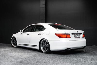 2007 Lexus LS 460 - Thumbnail