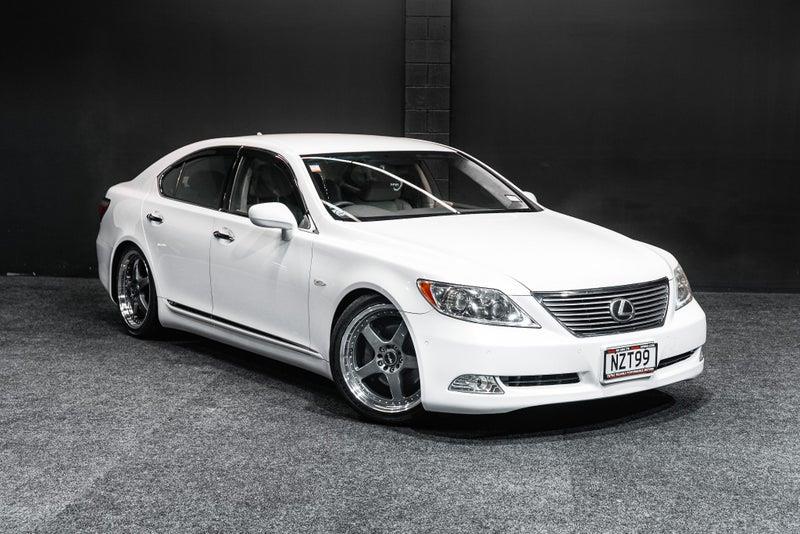 2007 Lexus LS 460