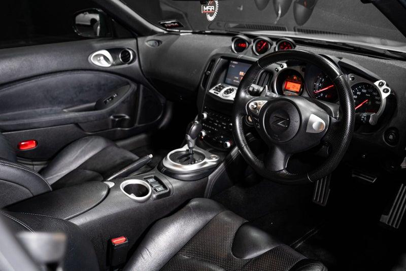 2009 Nissan Fairlady