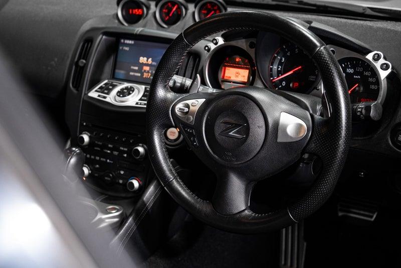 2009 Nissan Fairlady