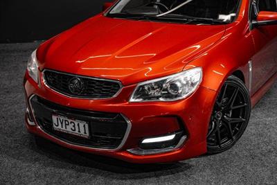 2016 Holden Commodore - Thumbnail