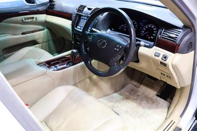 2006 Lexus LS 460 - Thumbnail