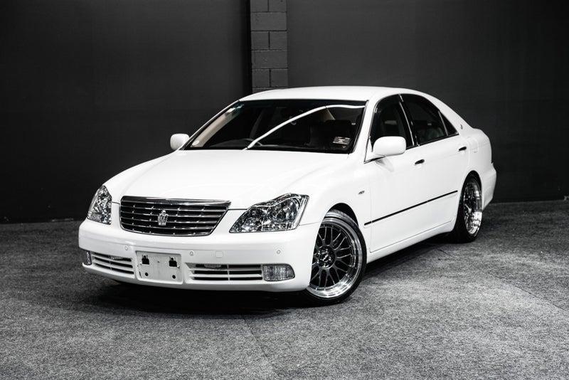 2004 Toyota Crown