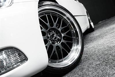 2004 Toyota Crown - Thumbnail