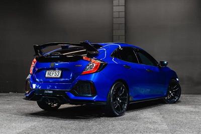 2017 Honda Civic - Thumbnail