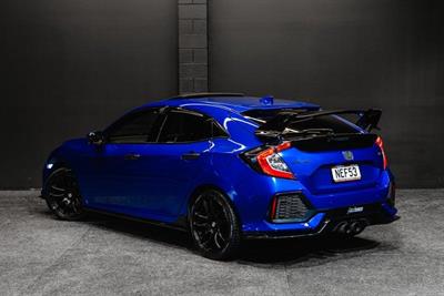 2017 Honda Civic - Thumbnail
