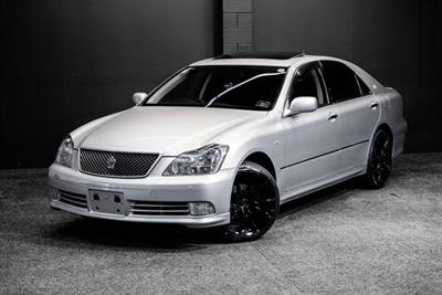 2005 Toyota Crown - Thumbnail