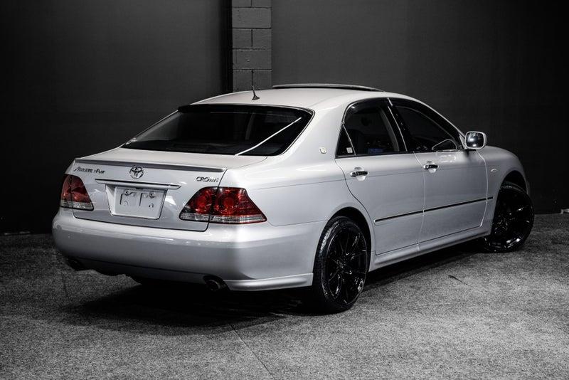 2005 Toyota Crown