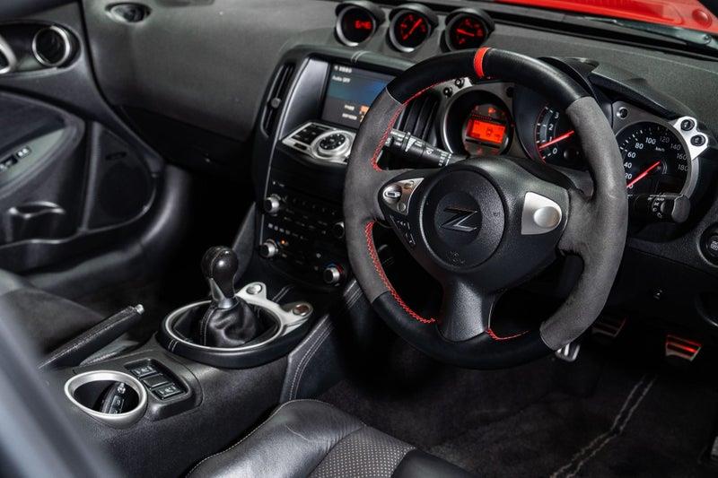 2009 Nissan Fairlady