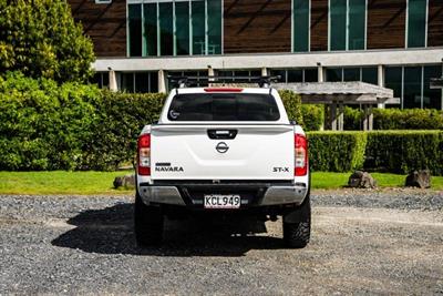 2016 Nissan Navara - Thumbnail