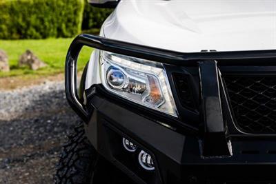 2016 Nissan Navara - Thumbnail