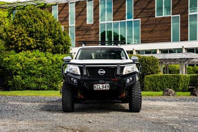 2016 Nissan Navara - Thumbnail