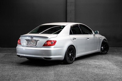 2005 Toyota MARK-X - Thumbnail