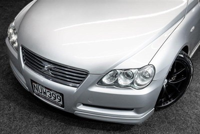 2005 Toyota MARK-X - Thumbnail