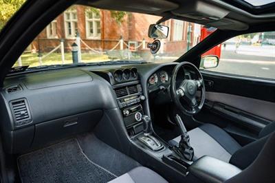 1998 Nissan Skyline - Thumbnail