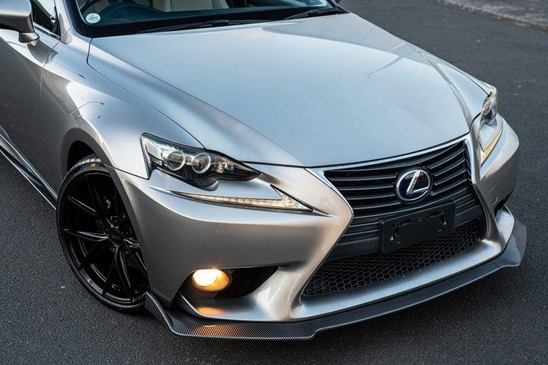 2013 Lexus IS 300h