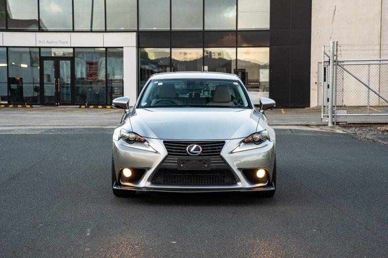 2013 Lexus IS 300h