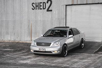2000 Toyota Celsior - Thumbnail