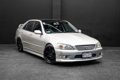 1999 Toyota Altezza - Thumbnail