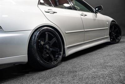 1999 Toyota Altezza - Thumbnail