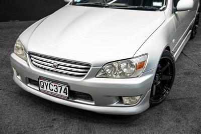 1999 Toyota Altezza - Thumbnail