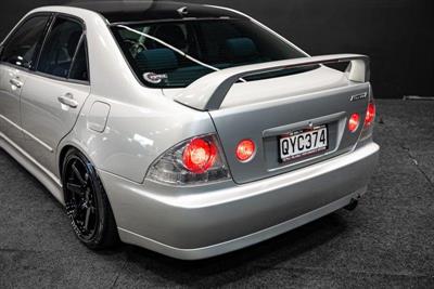 1999 Toyota Altezza - Thumbnail